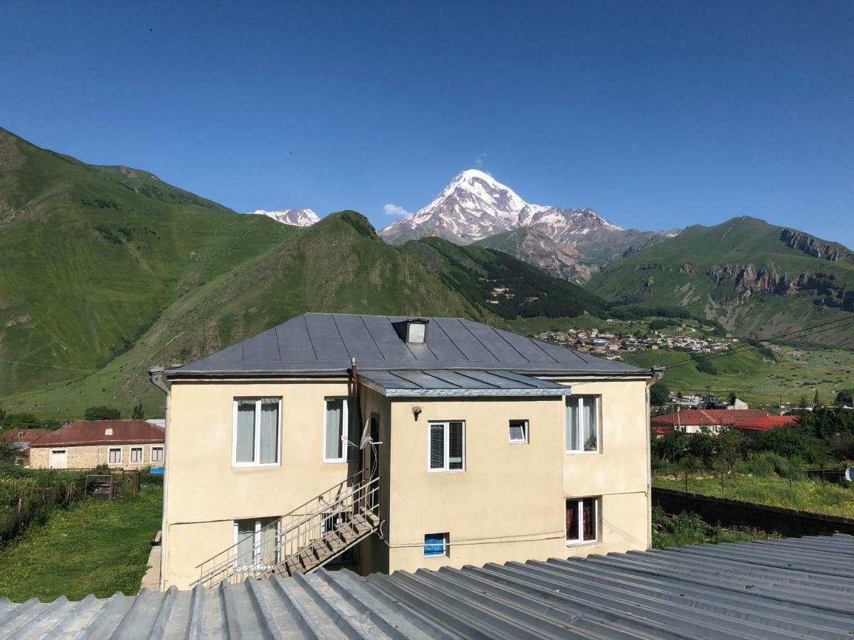 Lia Khaikashvili Guest House カズベギ エクステリア 写真