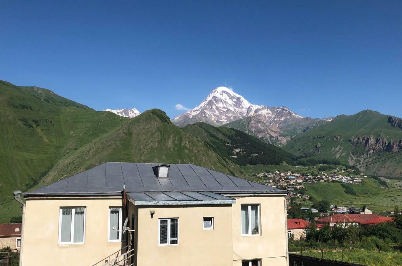 Lia Khaikashvili Guest House カズベギ エクステリア 写真
